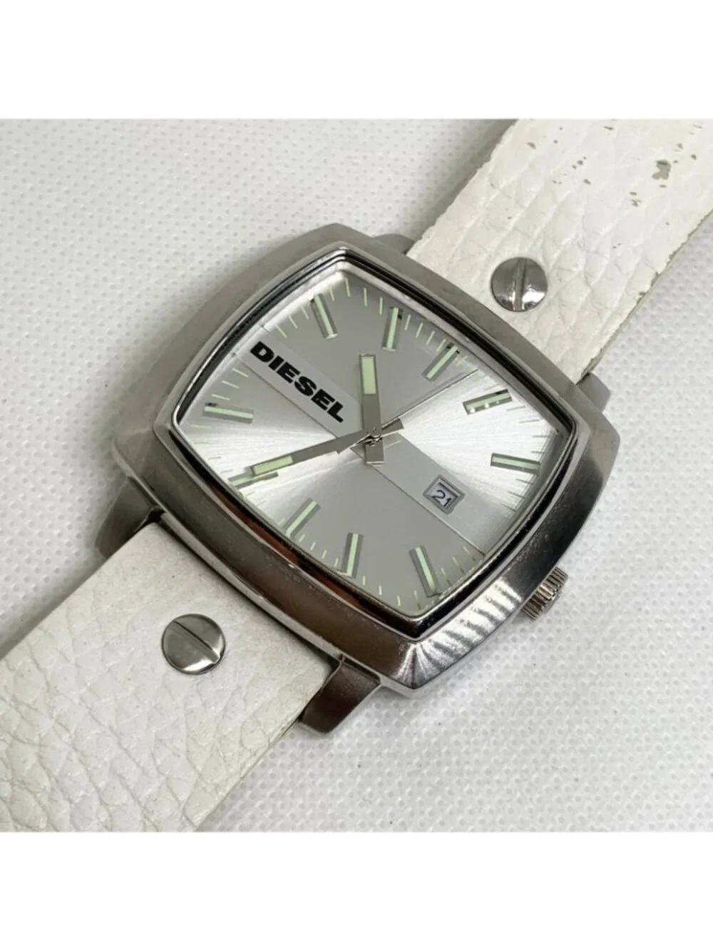 Diesel “only the brave”men Watch model DZ1226 quartz analog 45mm square running